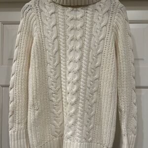 GAP CABLE KNIT TURTLE NECK